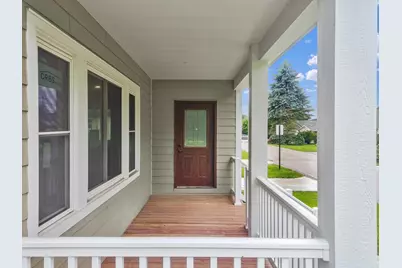 11507 W Church St, Franklin, WI 53132 - Photo 9