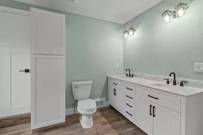 11507 W Church St, Franklin, WI 53132 - Photo 29