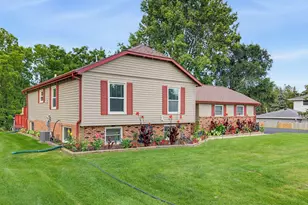 5538 Sandy Ln, Racine, WI 53406 - Photo 35