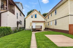 2563 S 8th St, Milwaukee, WI 53215 - Photo 5