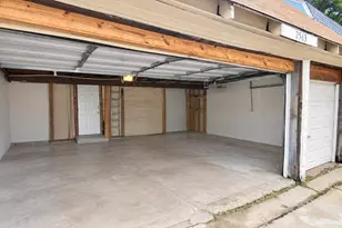 2563 S 8th St, Milwaukee, WI 53215 - Photo 19