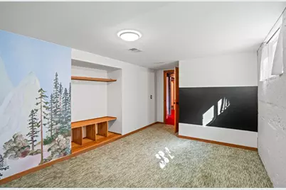 2854 N Murray Ave, Milwaukee, WI 53211 - Photo 29