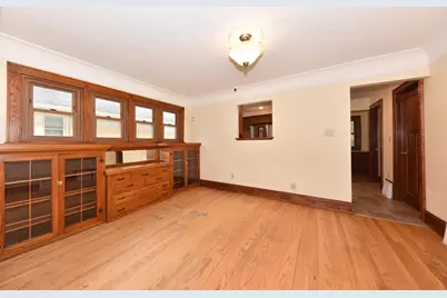 2625 N 69th St #2625A, Wauwatosa, WI 53213 - Photo 9