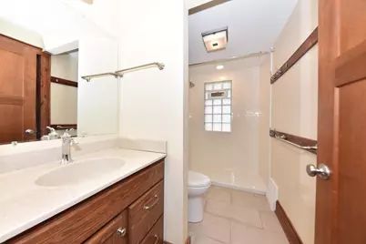 2625 N 69th St #2625A, Wauwatosa, WI 53213 - Photo 21