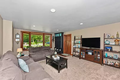 14707 W Gatewood Ct, New Berlin, WI 53151 - Photo 13