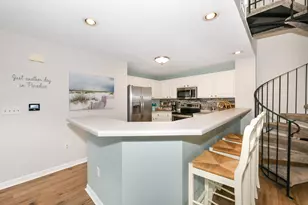 2226 Landings Ln, Delavan, WI 53115 - Photo 11