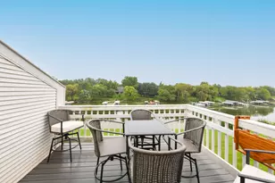 2226 Landings Ln, Delavan, WI 53115 - Photo 9