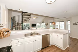 2226 Landings Ln, Delavan, WI 53115 - Photo 13