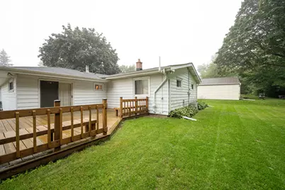 7218  Elberton Ave, Greendale, WI 53129 - Photo 25