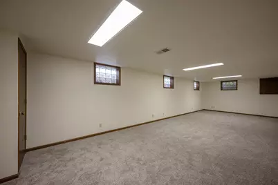 7218  Elberton Ave, Greendale, WI 53129 - Photo 21