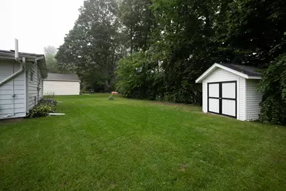 7218  Elberton Ave, Greendale, WI 53129 - Photo 27