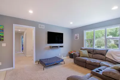 513  Mary Knoll Ln, Watertown, WI 53098 - Photo 15