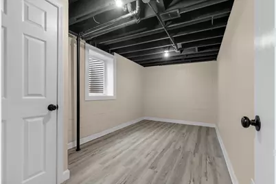 7118 W Medford Ave, Milwaukee, WI 53218 - Photo 21