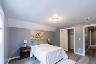 1721 St Clair St, Racine, WI 53402 - Photo 9