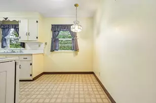 N68W29376 Hartling Rd, Merton, WI 53029 - Photo 5