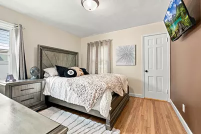 6501 W Arthur Ave, West Allis, WI 53219 - Photo 19