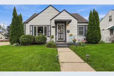 6501 W Arthur Ave, West Allis, WI 53219 - Photo 7