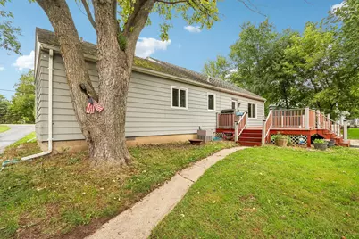 W279N1666  Prospect Ave, Pewaukee, WI 53072 - Photo 37