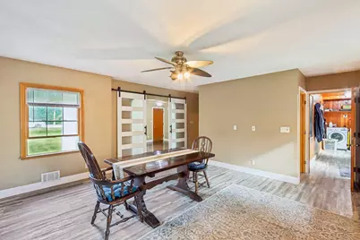 W279N1666  Prospect Ave, Pewaukee, WI 53072 - Photo 15