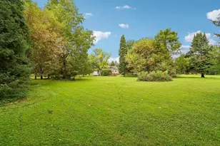W279N1666 Prospect Ave, Pewaukee, WI 53072 - Photo 3