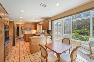 1956 W Windsor Cir, Glendale, WI 53209 - Photo 17