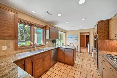 1956 W Windsor Cir, Glendale, WI 53209 - Photo 21