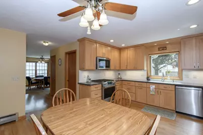 147 W Laflin Ave, Waukesha, WI 53186 - Photo 3