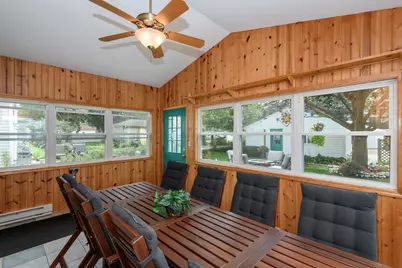 147 W Laflin Ave, Waukesha, WI 53186 - Photo 5
