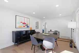 9155 W Park Hill Ave, Milwaukee, WI 53226 - Photo 7