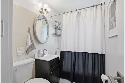 9155 W Park Hill Ave, Milwaukee, WI 53226 - Photo 9
