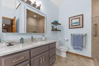 W287N921  Bedouin Ct, Delafield, WI 53188 - Photo 31