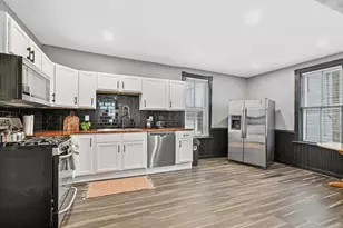 2218 N Weil St, Milwaukee, WI 53212 - Photo 9