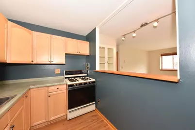 2222 E Belleview Pl #110, Milwaukee, WI 53211 - Photo 7