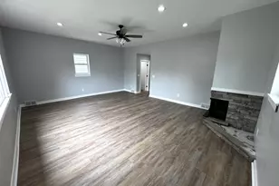 924 Wisconsin Ave, Racine, WI 53403 - Photo 5