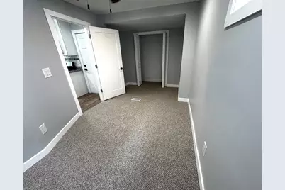 924  Wisconsin Ave, Racine, WI 53403 - Photo 23
