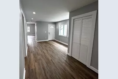 924  Wisconsin Ave, Racine, WI 53403 - Photo 9