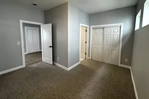 924 Wisconsin Ave, Racine, WI 53403 - Photo 13