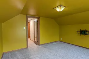 5925 W Lloyd St, Milwaukee, WI 53208 - Photo 15