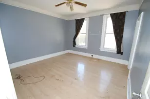 2050 N Holton St, Milwaukee, WI 53212 - Photo 15