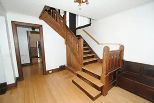 2050 N Holton St, Milwaukee, WI 53212 - Photo 3