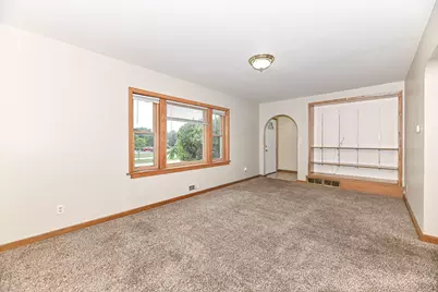 4032 N 92nd St, Milwaukee, WI 53222 - Photo 5