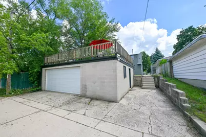 4551 S 50th St, Greenfield, WI 53220 - Photo 23
