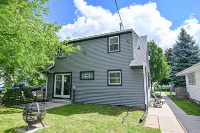 4551 S 50th St, Greenfield, WI 53220 - Photo 21