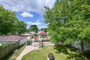 4551 S 50th St, Greenfield, WI 53220 - Photo 19