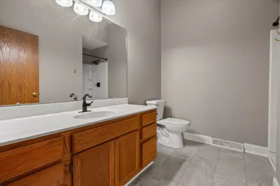 10210 W Whitnall Edge Cir #F, Franklin, WI 53132 - Photo 21