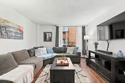 1409 N Prospect Ave #102, Milwaukee, WI 53202 - Photo 5