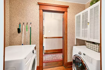1569 N Warren Ave, Milwaukee, WI 53202 - Photo 19