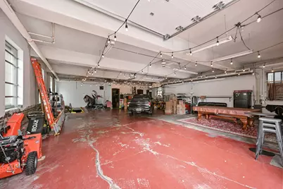1569 N Warren Ave, Milwaukee, WI 53202 - Photo 33