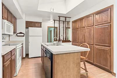 6207  68th St, Kenosha, WI 53142 - Photo 5