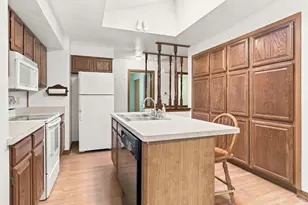 6207 68th St, Kenosha, WI 53142 - Photo 5